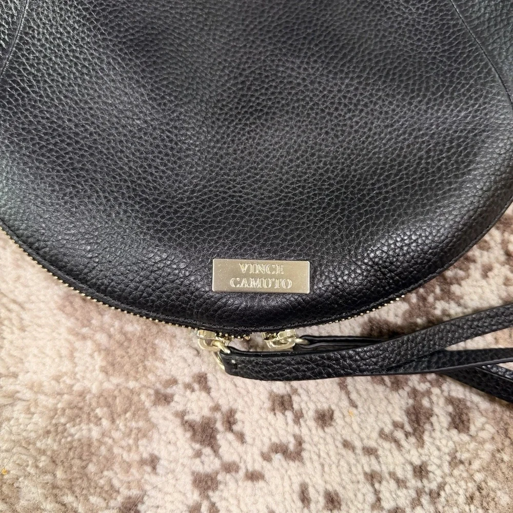 Vince Camuto Raihn Black Leather Hobo Bag Purse Zip Handle